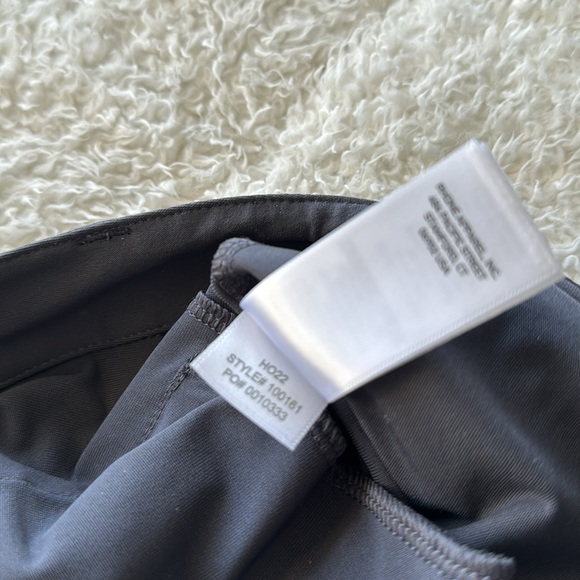 Rhône commuter pants.  Navy.  32x30 - Picture 10 of 11